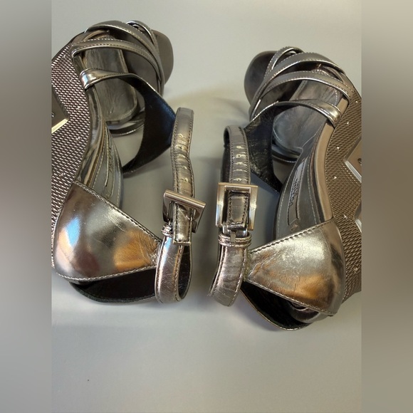 Prada Capretto Lamina Sandals Sz 6.5 37 - Picture 13 of 15
